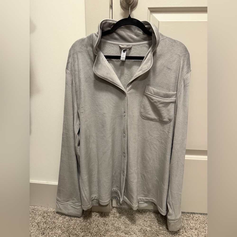 Skims Large Grey Velour Velvet Long Sleeved Top. 🌚⚡️